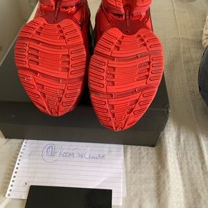 RAF SIMMONS OZWEEGO’S 3 SCARLET RED